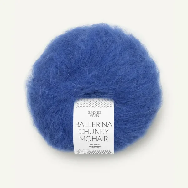 ballerina_chunky_mohair_5845 dazzling blue_1