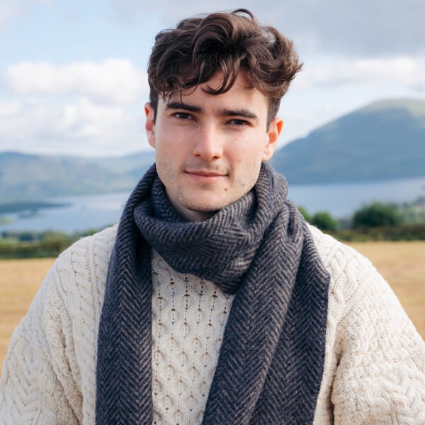 2410-Cashmere-Merino-Scarf-Cream-and-Dark-Grey-Herringbone-8