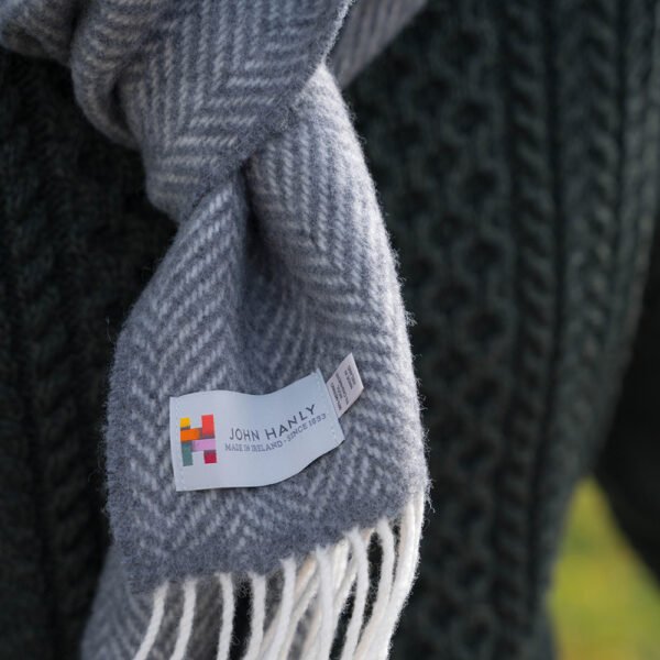 2421-Cashmere-Merino-Scarf-Grey-Herringbone-2