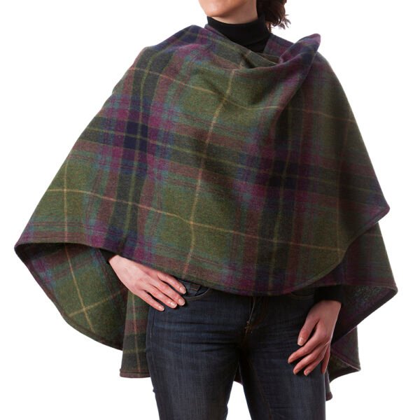 SUE-613-Lambswool-Cape-Green-Navy-Purple-Plaid-1