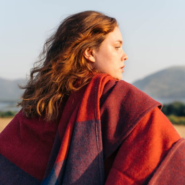 SUE-711-Lambswool-Cape-Red-Wine-Block-4